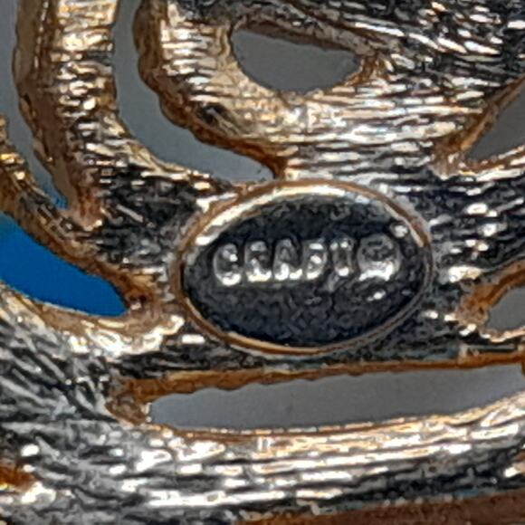 Vintage Craft Seashell Rhinestone Brooch, 1970s, 1 3/4" - Picture 5 of 12